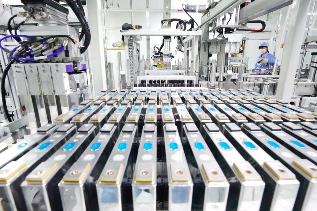 Industri Baterai Listrik China Tumbuh 48,9% di 3 Kuartal Pertama 2025