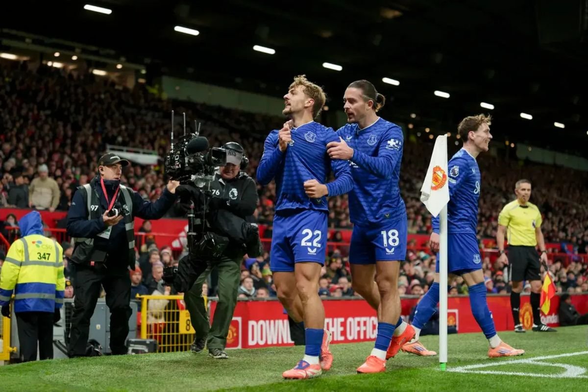 Everton Gulung Manchester United 1-0