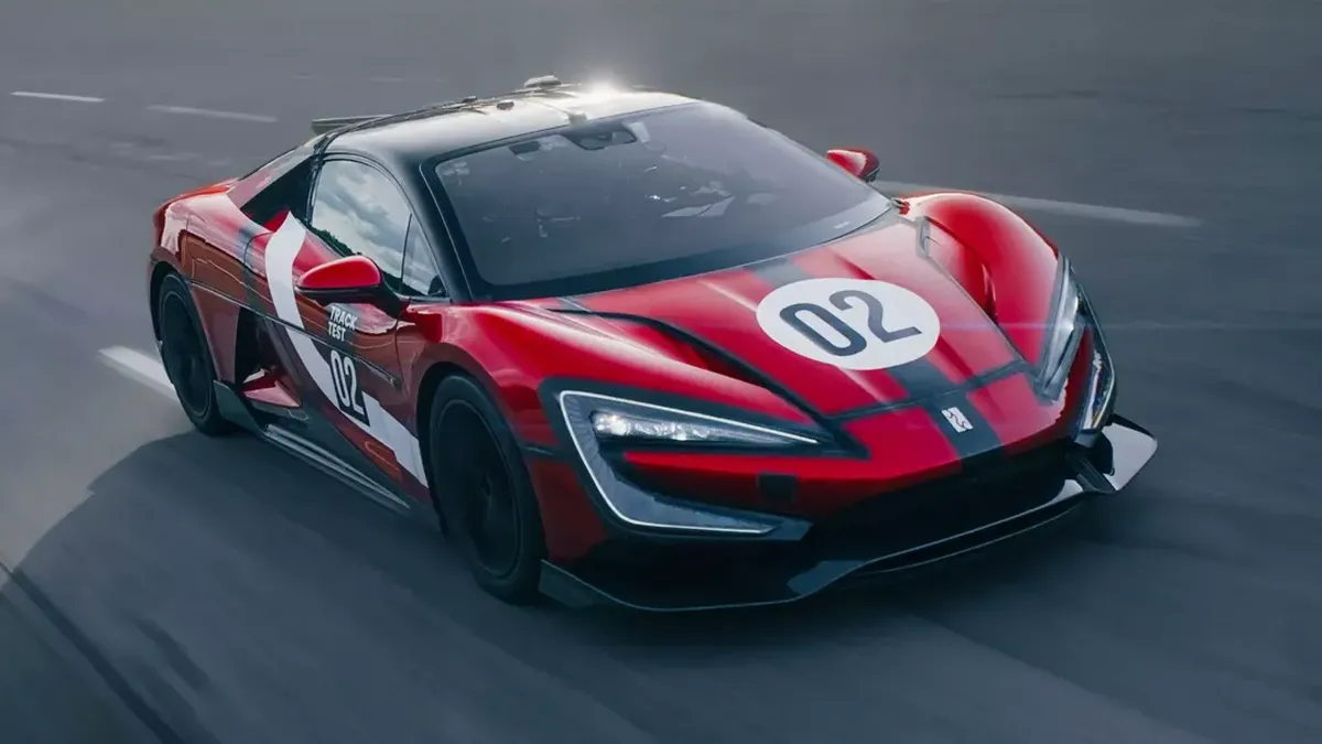 BYD Yangwang U9 Xtreme Resmi Diluncurkan di Auto Guangzhou 2025