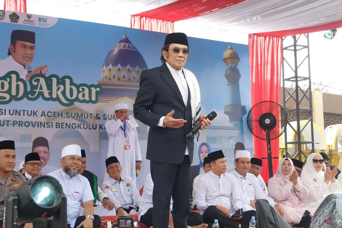 Rhoma Irama Lelang Jas Hingga Peci, Bantu Bencana Sumatera