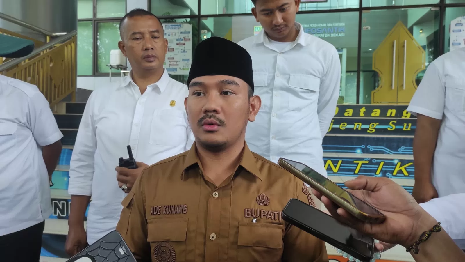 Kasus OTT, KPK Periksa Bupati Bekasi Ade Kuswara
