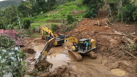 Kerusakan Parah, Lumpur Setinggi 2 Meter Hambat Penanganan Banjir Pidie Jaya