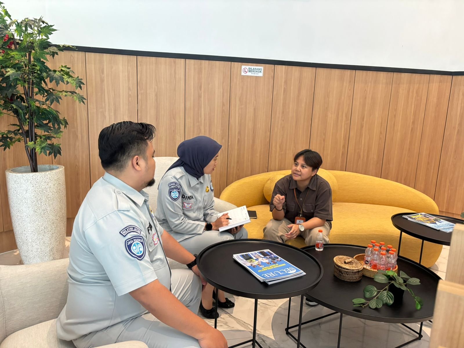 Jasa Raharja Gandeng Merchant J-Chicken Cabang Sulfat dalam Rangka Berikan Apresiasi Kepada Pemilik Kendaraan Yang Membayar Pajak Tepat Waktu