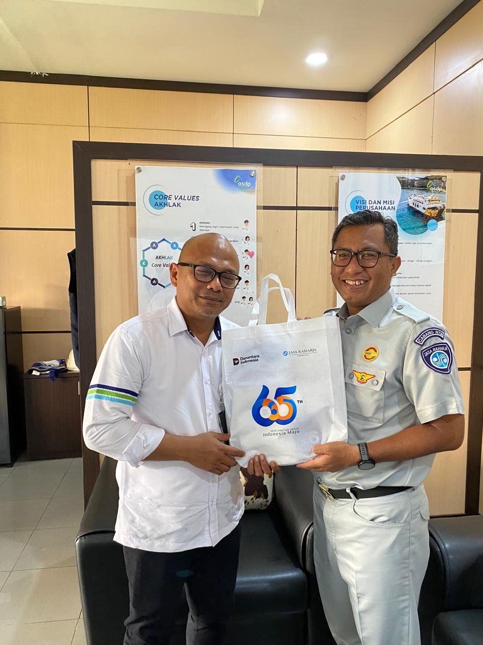 Perkuat Sinergi Keselamatan Transportasi, Kepala Jasa Raharja NTB Audiensi Bersama GM ASDP Cabang Lembar