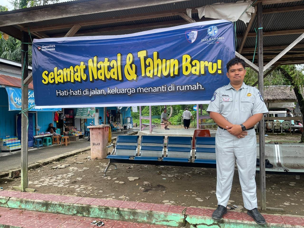 PT Jasa Raharja Kanwil Kalimantan Timur Pasang 50 Spanduk Keselamatan di Titik Rawan Kecelakaan dan Keramaian untuk Kelancaran Mudik Nataru 2025/2026