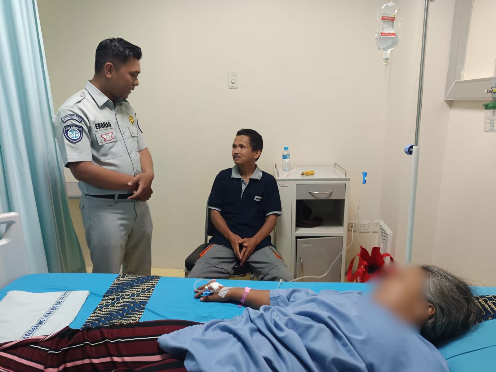 Komitmen Pelayanan Prima, Jasa Raharja Hadir Langsung Dampingi Korban Kecelakaan di RSA UGM