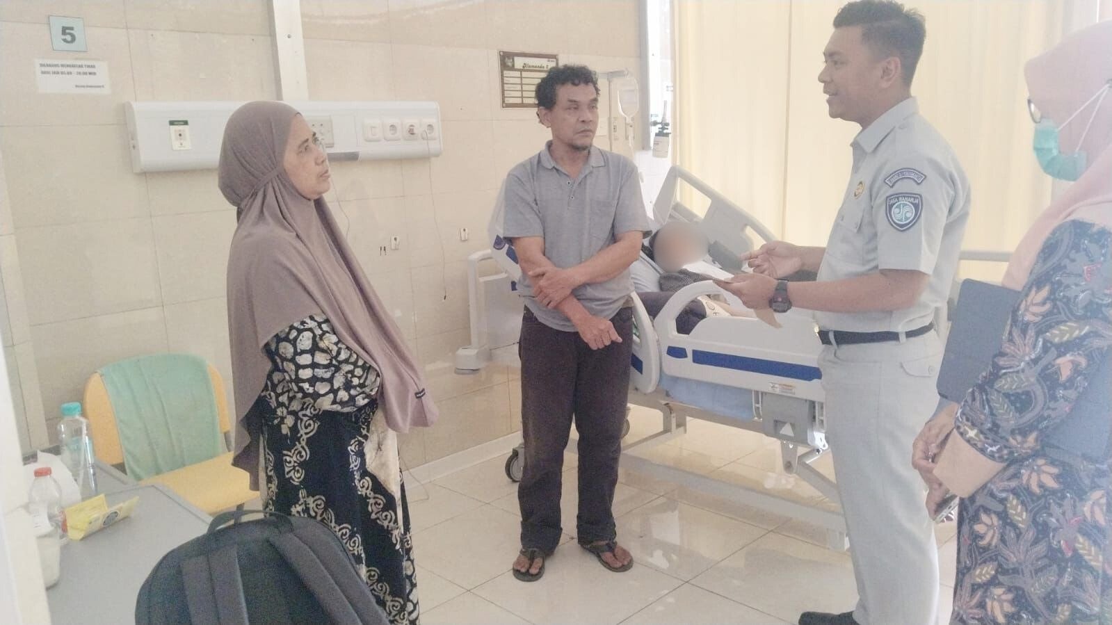 Pastikan Hak Korban Terpenuhi, Jasa Raharja Sleman Kunjungi Korban Kecelakaan Lalu Lintas di RSUD Sleman