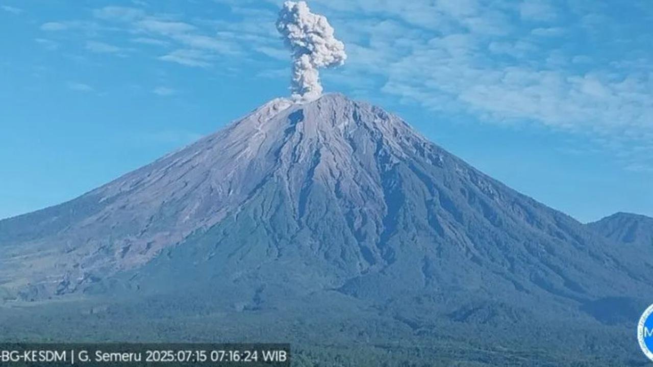 Aktivitas Gunung Semeru Meningkat, PVMBG Keluarkan Imbauan
