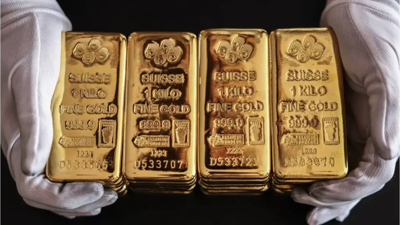 Emas Berjangka Turun Moderat ke USD 5.092 di Tengah Tekanan Pasar