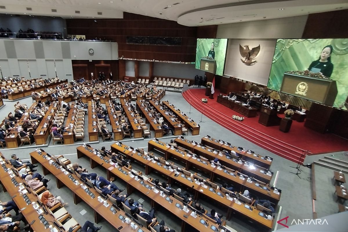 DPR Tetapkan Eks Wamenag dan Putri Ketua MUI sebagai Calon Anggota Baznas Terpilih