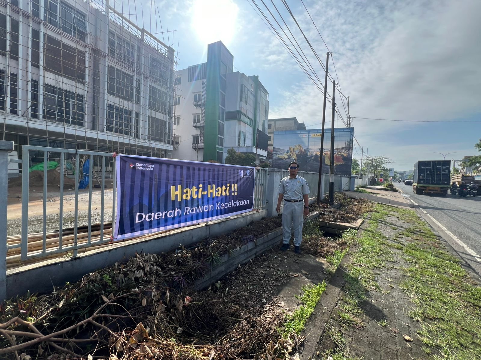 Jasa Raharja Kalbar Pasang Spanduk Himbauan Keselamatan di Kubu Raya dalam Rangka Siaga Lebaran 2026