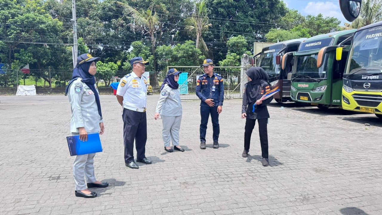 Pastikan Bus Laik Jalan, Jasa Raharja Bersama Polda dan BPTD Gelar Rampcheck di PO Karya Jasa Transport 
