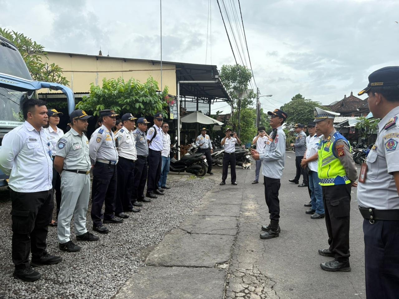 Jasa Raharja Bali Bersama Mitra Laksanakan Rampcheck di PO Mansion Denpasar