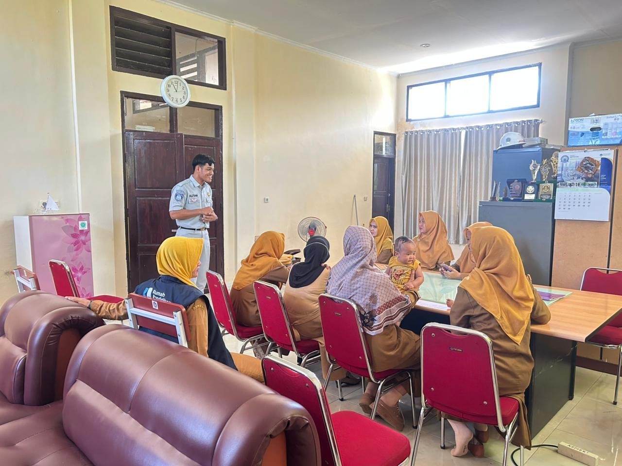 Selamat di Jalan, Cerdas Berkendara : Jasa Raharja Cabang Mamuju Gelar Program Pengajar Peduli Keselamatan Lalu Lintas (PPKL) di SMKN Sulbar Marasa