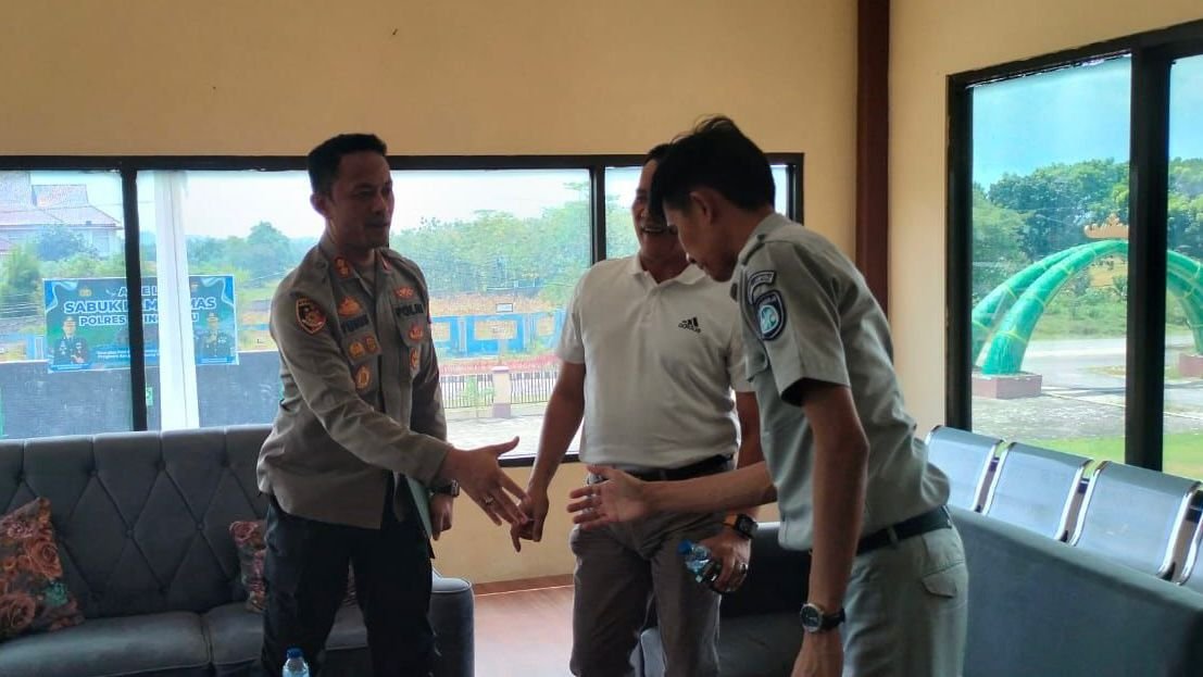 Tim Samsat Pringsewu Koordinasi dengan Kapolres, Bahas Kepatuhan Pajak hingga Program Penurunan Laka Lantas