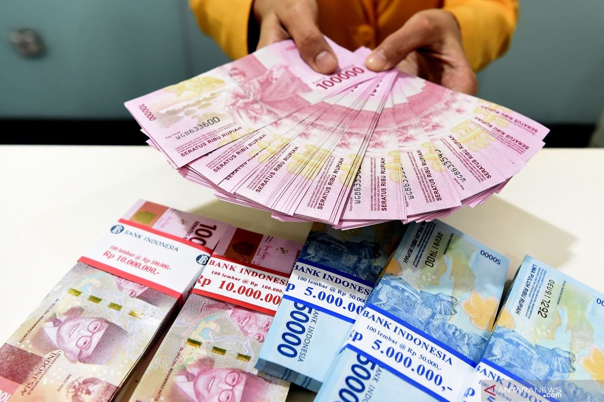Kurs Rupiah Turun 23 Poin, Sentuh Rp17.349 per Dolar AS