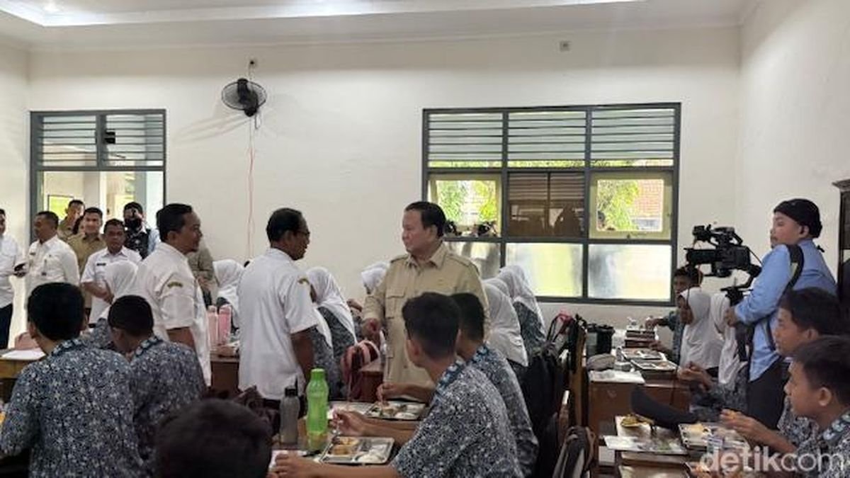 Presiden Prabowo Pantau Langsung Revitalisasi SMAN 1 Cilacap