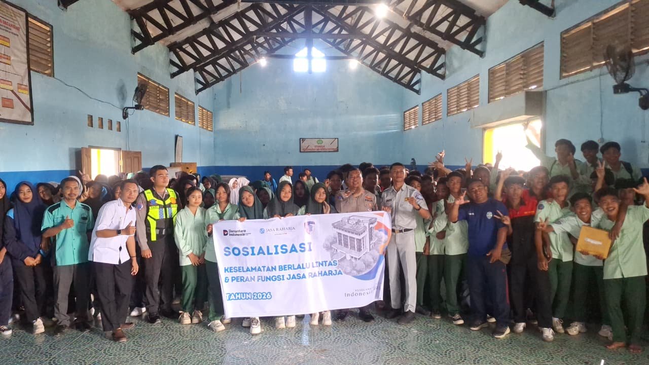 Generasi Muda Tertib Berlalu Lintas, Jasa Raharja Sumbawa Gelar Sosialisasi di SMKN 1 Plampang