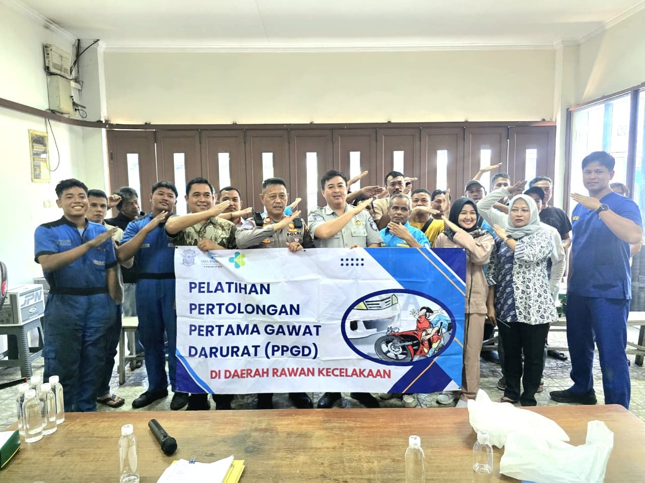 Tingkatkan Kesiapsiagaan Masyarakat, Jasa Raharja Cabang Cirebon Gelar Pelatihan Pertolongan Pertama Gawat Darurat (PPGD) Di PT Sahabat Prima Abadi Kota Cirebon