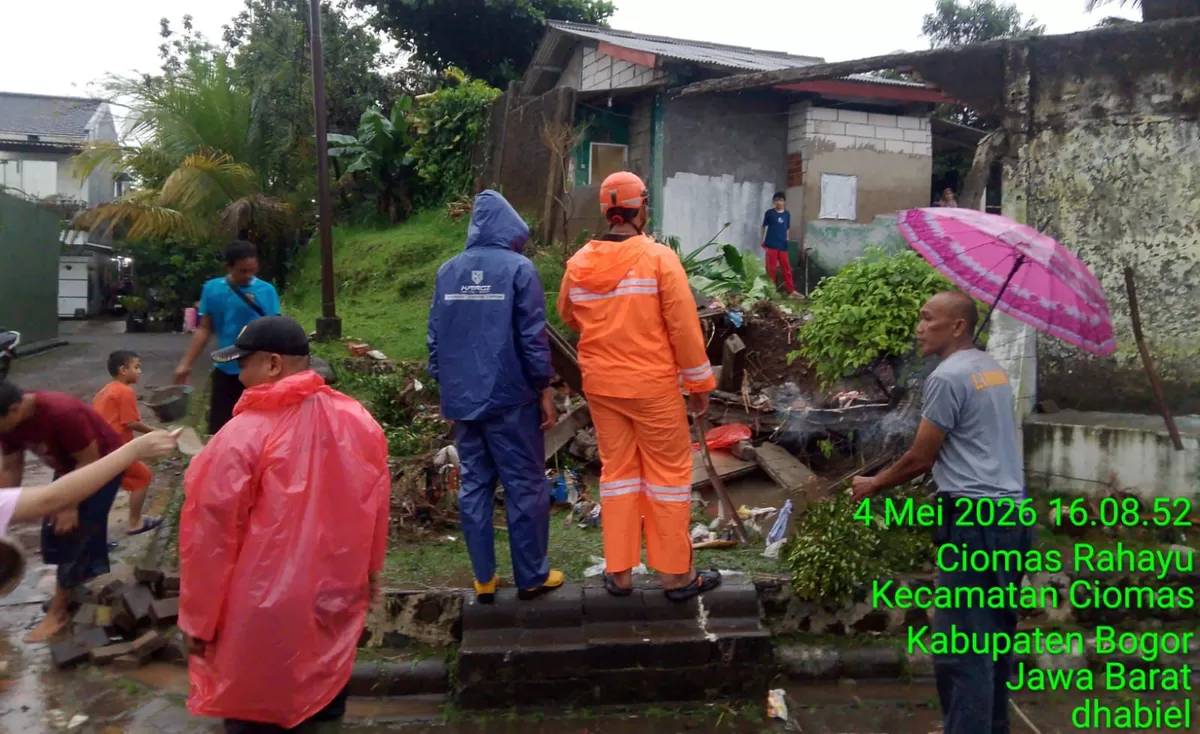 Banjir Ciomas Rendam 30 Rumah, BPBD Bogor Minta Warga Waspada