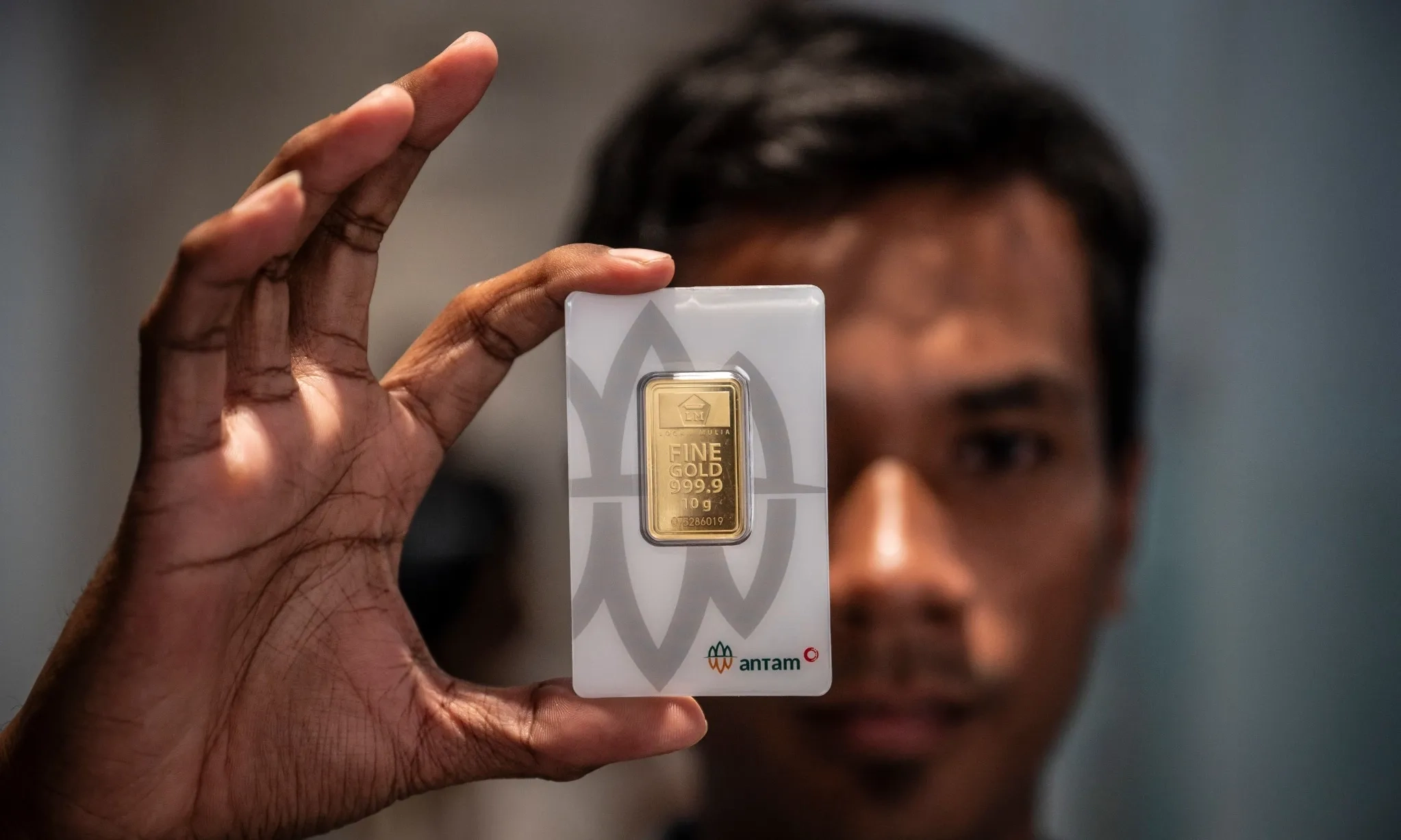 Emas Antam Kembali Menguat, Buyback Capai Rp2,645 Juta per Gram