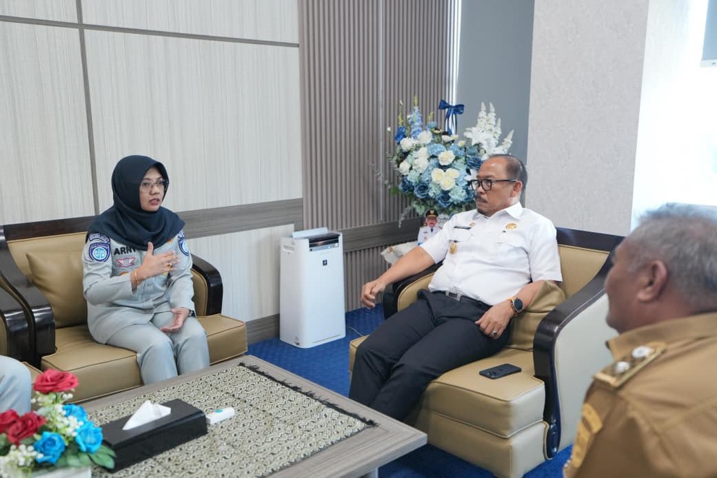 Jasa Raharja Sulselbar – Gubernur Sulbar Berkomitmen : Relaksasi Denda, Kemudahan Balik Nama, dan Percepatan Pelayanan untuk Masyarakat