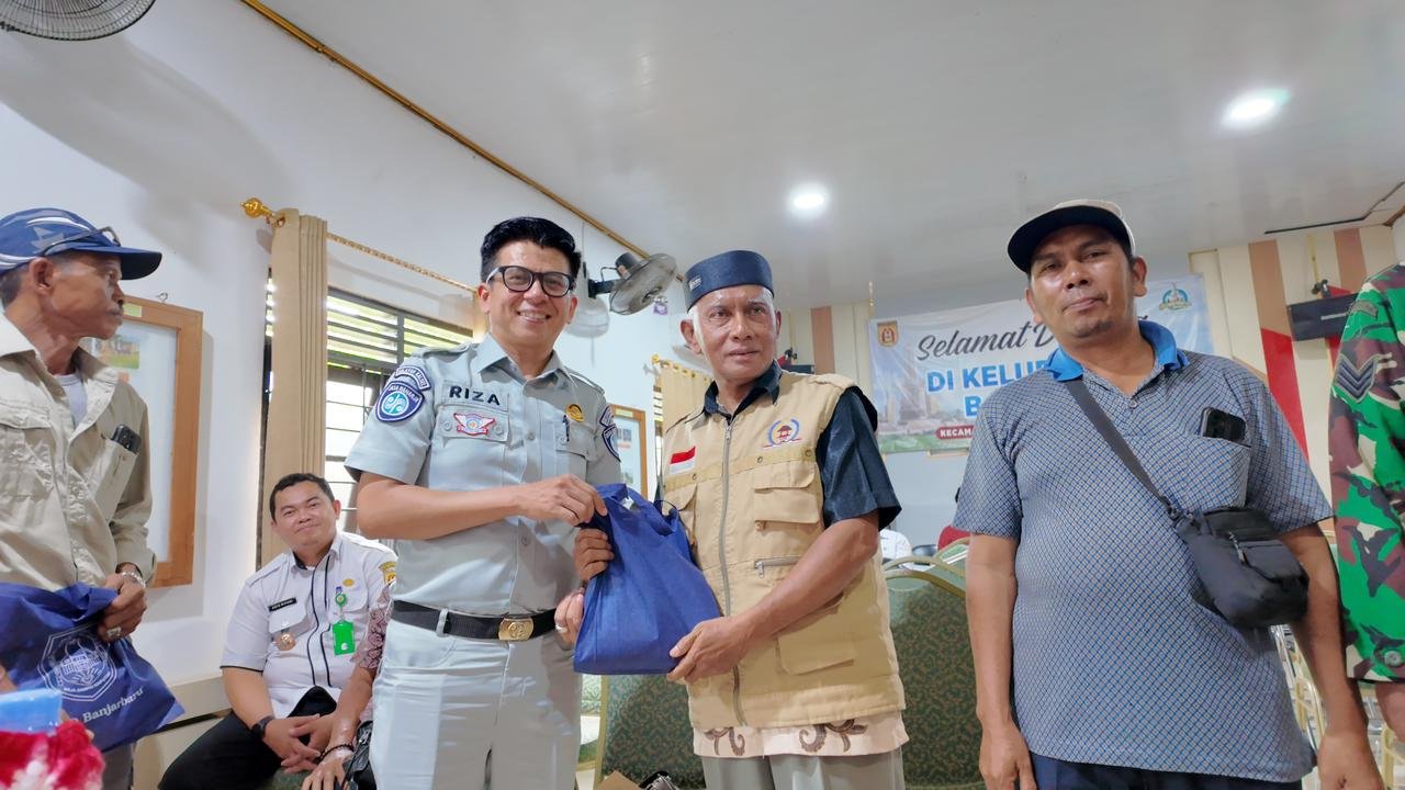 Tim Pembina Samsat Banjarmasin Ajak Masyarakat Kelurahan Bangkal Taat Pajak Kendaraan Bermotor