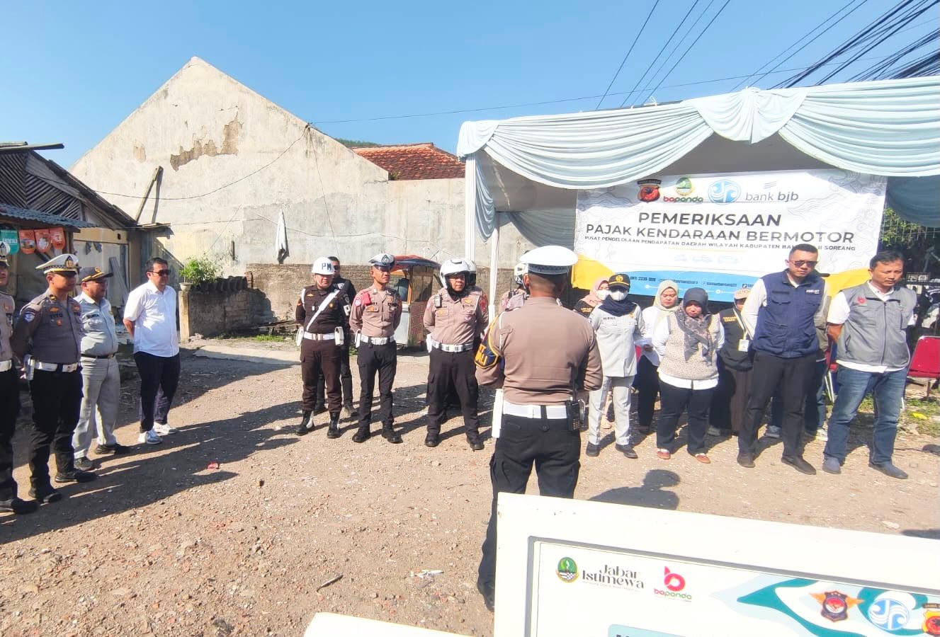 Operasi Pemeriksaan Pajak Kendaraan Bermotor oleh Jasa Raharja Kanwil Jabar dan P3DW Kabupaten Bandung II Soreang di Wilayah Pameungpeuk