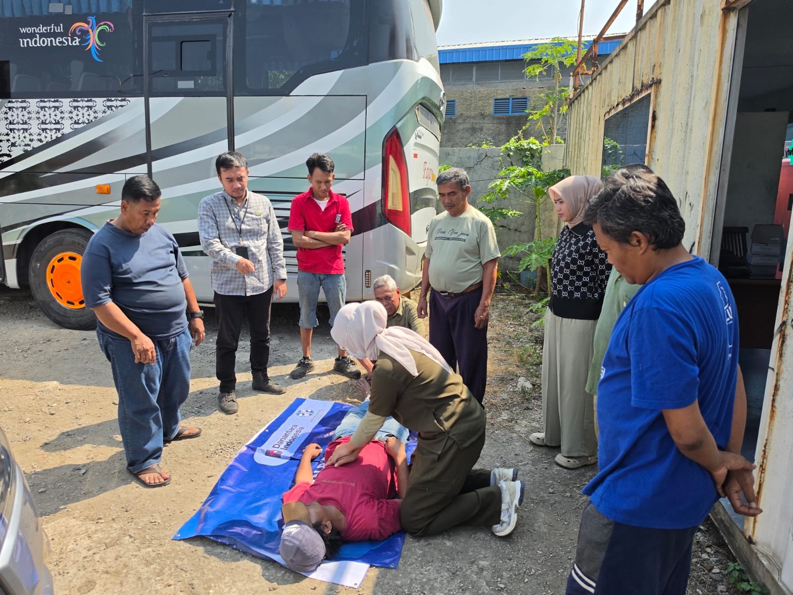 Pastikan Pengemudi Prima dan Siap Tanggap Darurat, Jasa Raharja Karawang Gelar MUKL dan PPGD di Terminal Tanjungpura dan PO Fajar Bina Kharisma