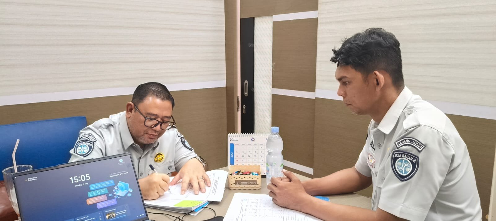 Kepala Jasa Raharja Cabang Tasikmalaya Laksanakan Uji Silang di Tiga Samsat untuk Perkuat Tata Kelola dan Optimalisasi Pelayanan
