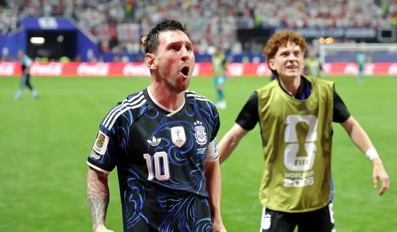 Messi Bersinar, Argentina Singkirkan Inggris dan Tantang Spanyol di Final