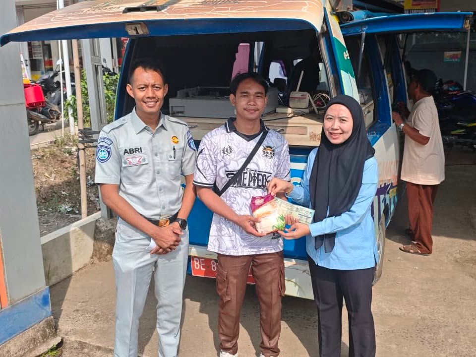Jasa Raharja Kotabumi Sosialisasikan Program Keringanan Pajak di Samsat Keliling Lampung Utara