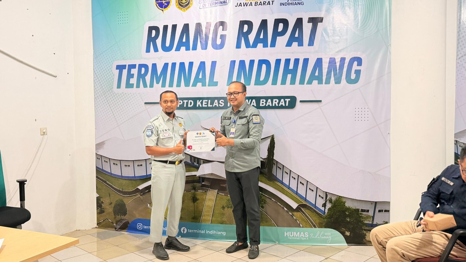 Jasa Raharja Gelar Pelatihan Pertolongan Pertama Gawat Darurat di Terminal Tipe A Indihiang