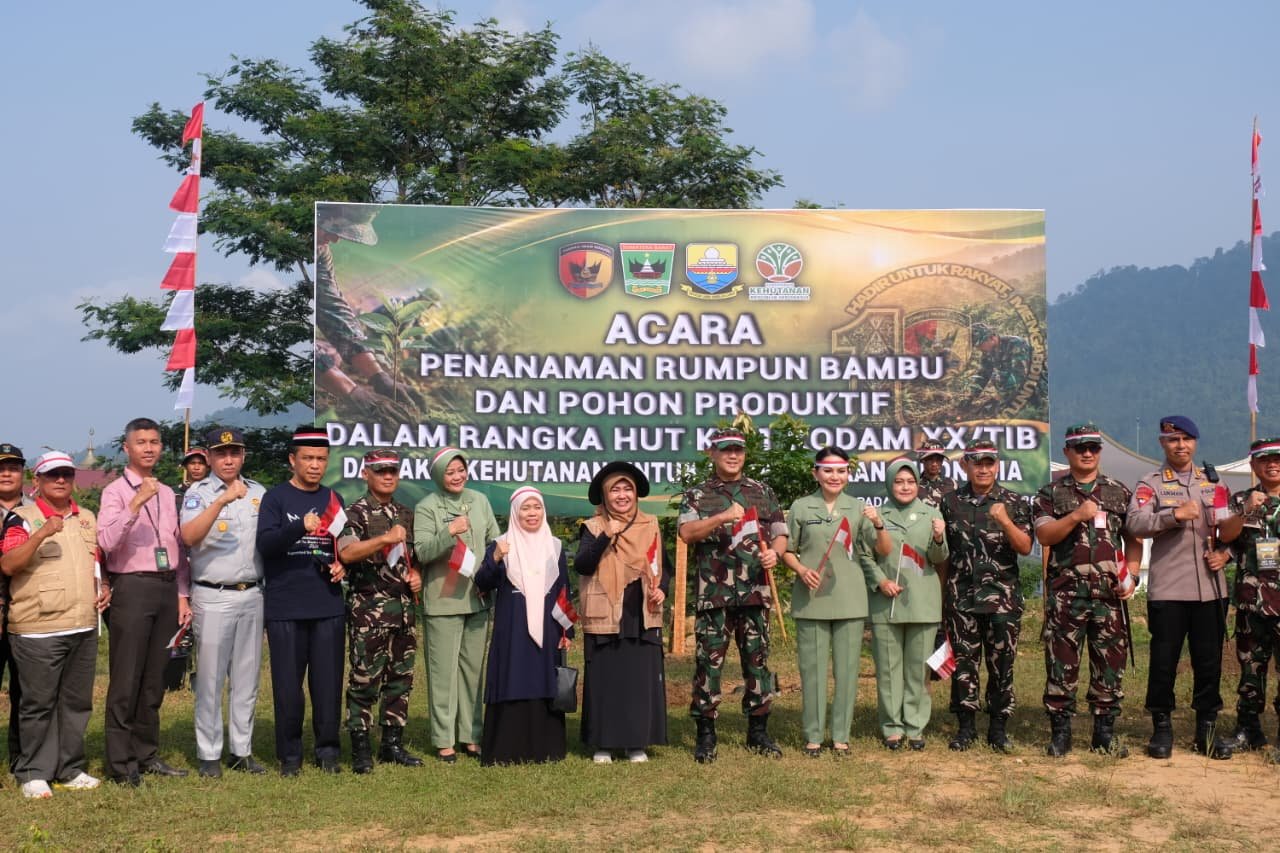 Jasa Raharja Sumbar Dukung Penghijauan dalam Penanaman Serentak HUT ke-1 Kodam XX/TIB