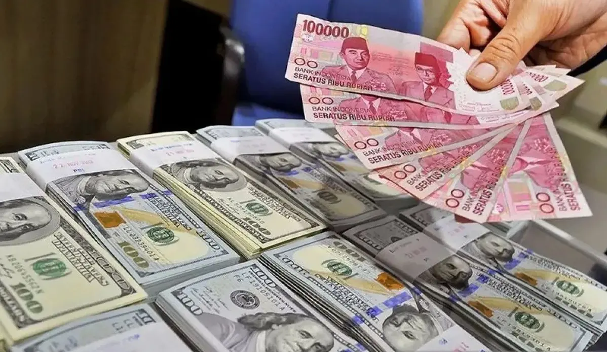 Rupiah Kembali Menguat, Dibuka di Level Rp17.794 per Dolar AS