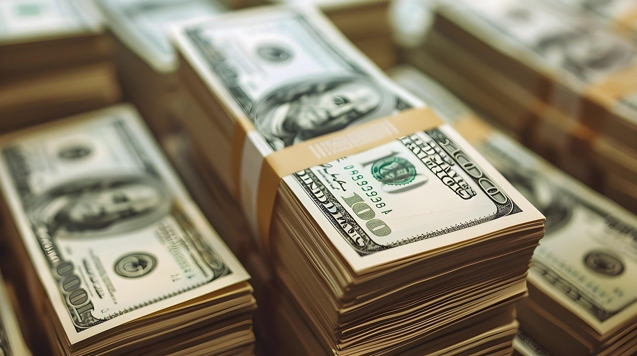 Dolar AS Tertekan di Pasar Global, Euro dan Poundsterling Menguat