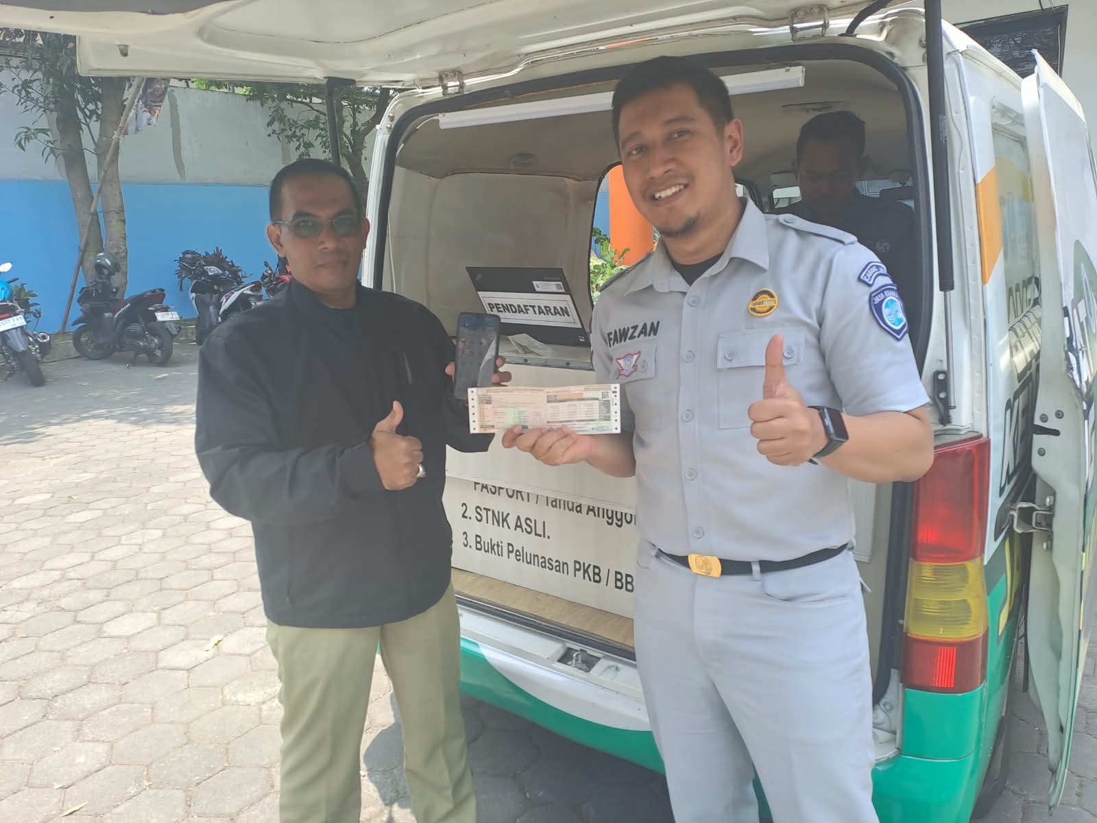 Pelayanan Samsat Keris dan Pengenalan Jasfren Hadir untuk Permudah Akses Layanan di Kecamatan Blimbing
