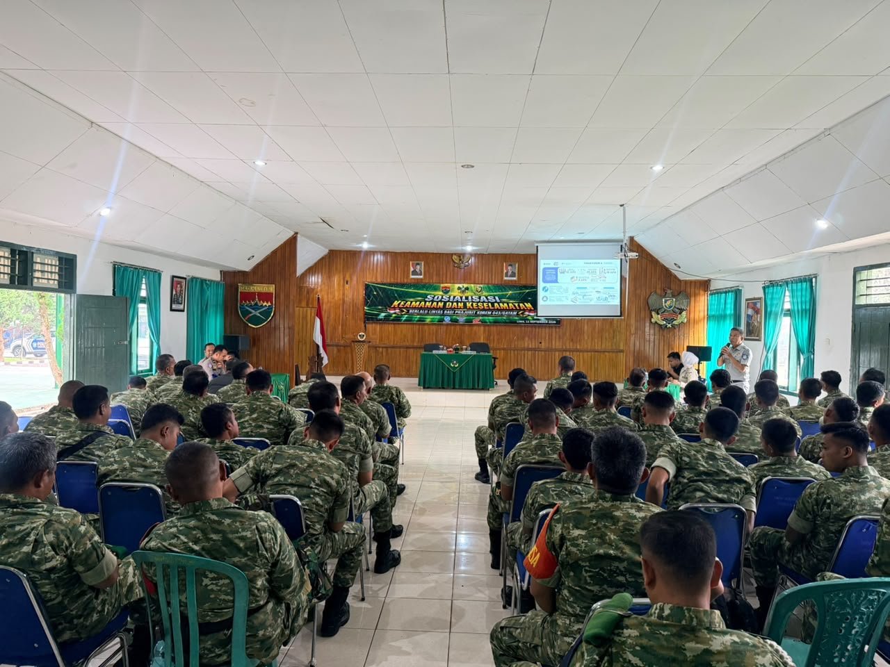 Jasa Raharja Perkuat Edukasi Keselamatan Berlalu Lintas bagi Personel TNI di Lampung Barat