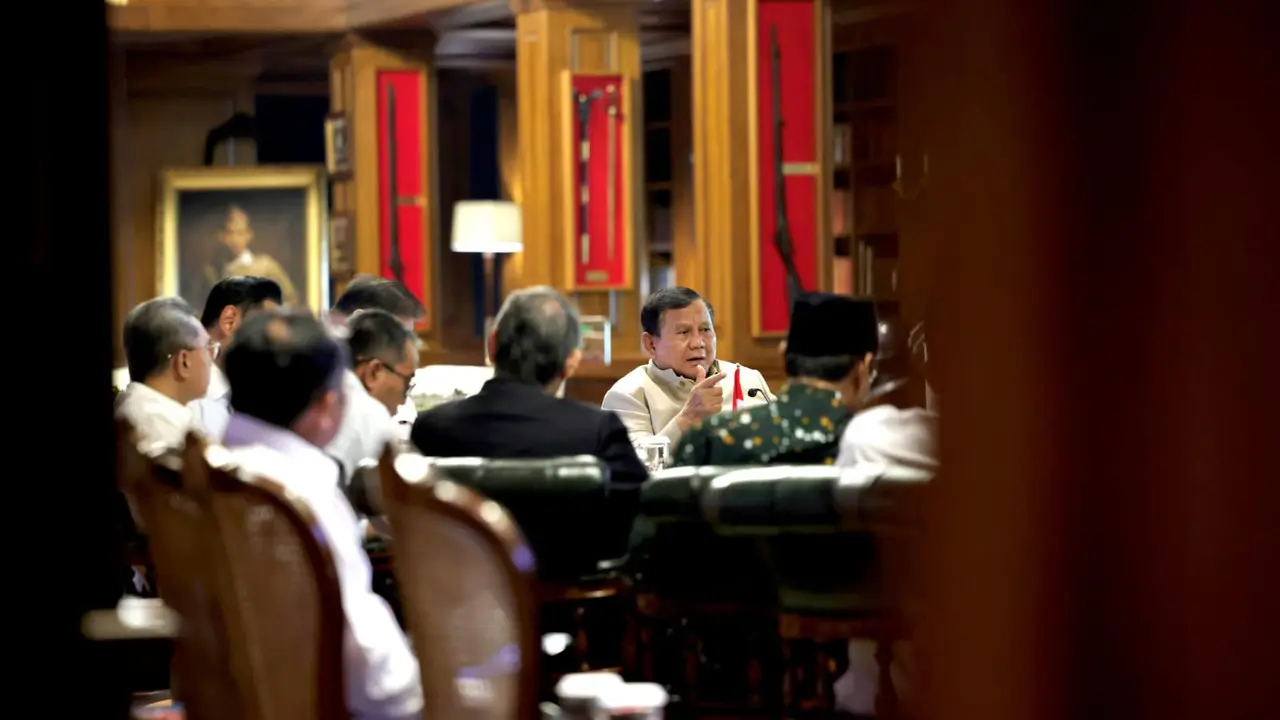 Pemerintah Perkuat Koordinasi, Prabowo Minta Laporan Penanganan Karhutla