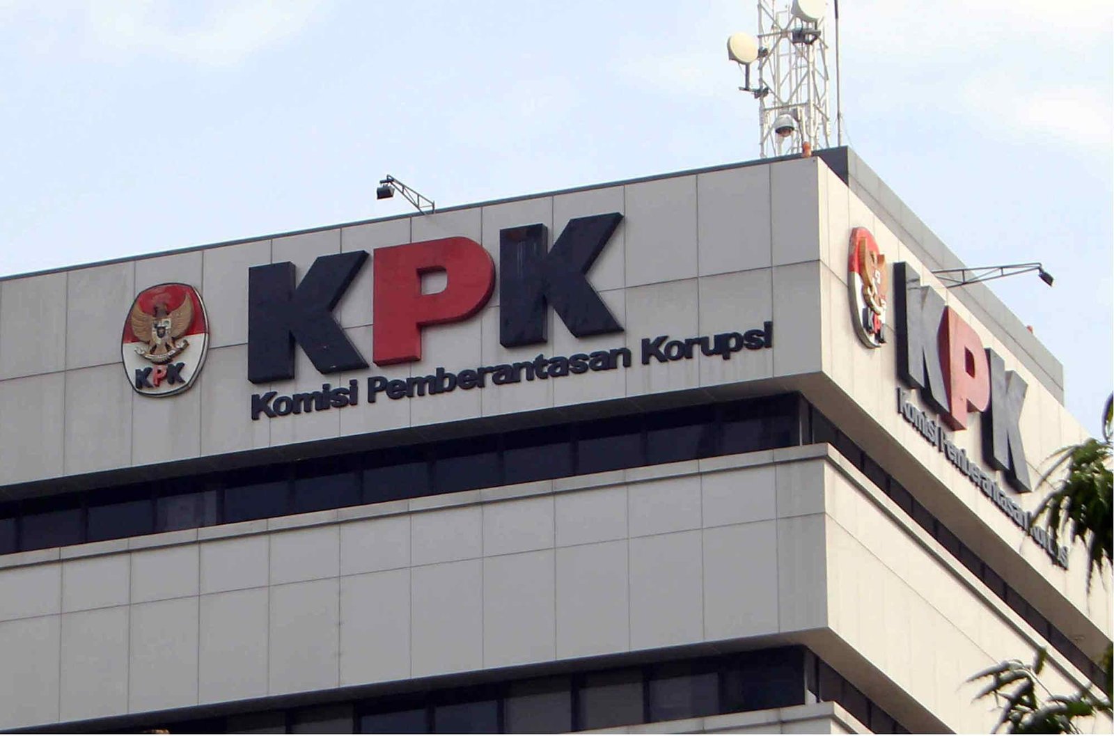 Diduga Hasil Suap Bekasi, KPK Sita dan Telusuri Aset Oknum Anggota Polri di Subang